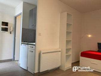 Appartement Rennes STUDIO MEUBLE – 20.04 m² – LORIENT- ST BRIEUC