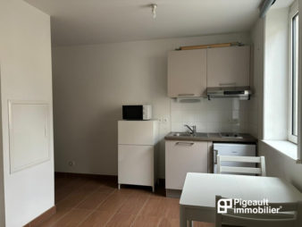 Studio Meublé – Rue de Paris – Quartier Sévigné/Oberthur