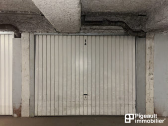 Nantes Garage fermé René Bouhier