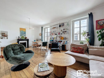 Appartement Rennes 4 pièces 115.09 m2 – Rennes – Centre ville – Dernier étage – Proche place de Bretagne – Greniers et Cave