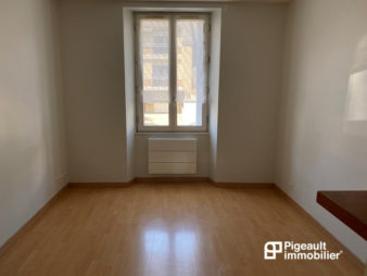 STUDIO – BD VOLTAIRE – RENNES