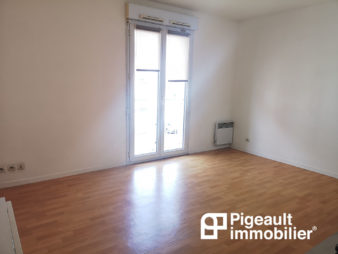Appartement T1 – STUDIO NON MEUBLE – Quartier Talensac.