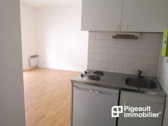 Appartement T1 – STUDIO NON MEUBLE – Quartier Talensac.