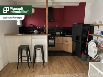 Appartement T1 DUPLEX meublé – Jardinet privatif- Rue Ginguené – Quartier Le Madeleine/Sacré coeur