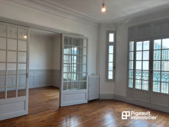 Appartement T3 à louer – 86 m² – Rennes – Centre ville Quartier St Helier – Garage, cave et grenier