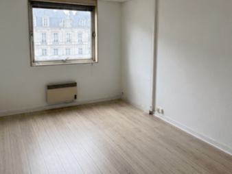 A LOUER-BUREAUX LIBRES-QUAI DUGUAY TROUIN RENNES
