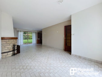 Cesson Sévigné – Maison 5 chambres à vendre au calme – Jardin – Volumes – Garage