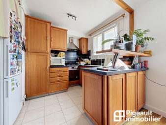 Appartement T4 à vendre – Rennes Sacré Coeurs – 3 chambres – Cave et Grenier