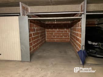 Parking / box Rennes – Square du Roi Arthur – COLOMBIER