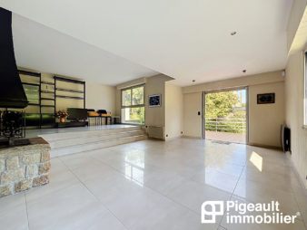 Maison à vendre Rennes quartier Sévigné – Jardin clos – Beaux volumes